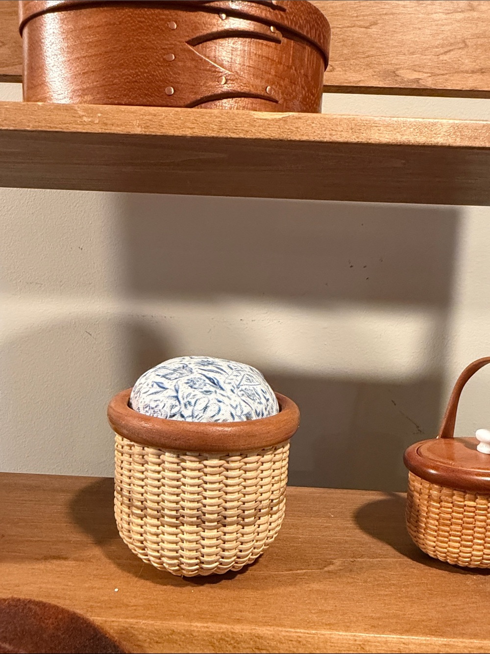 Nantucket Basket signed MR with removable pincushion